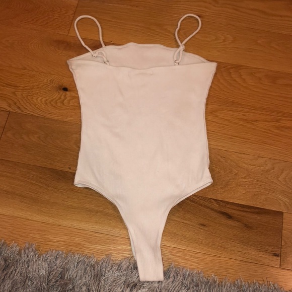 SOLD White bodysuit - Picture 2 of 3